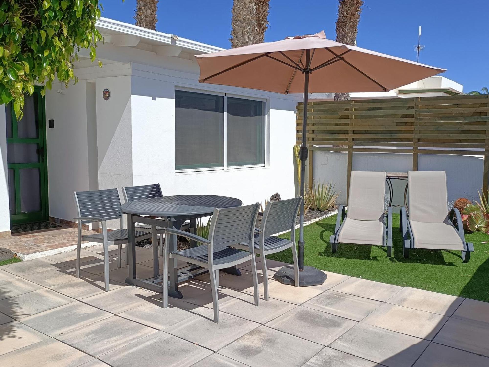Apartamento The White House With Pool - Playa Blanca Exterior foto