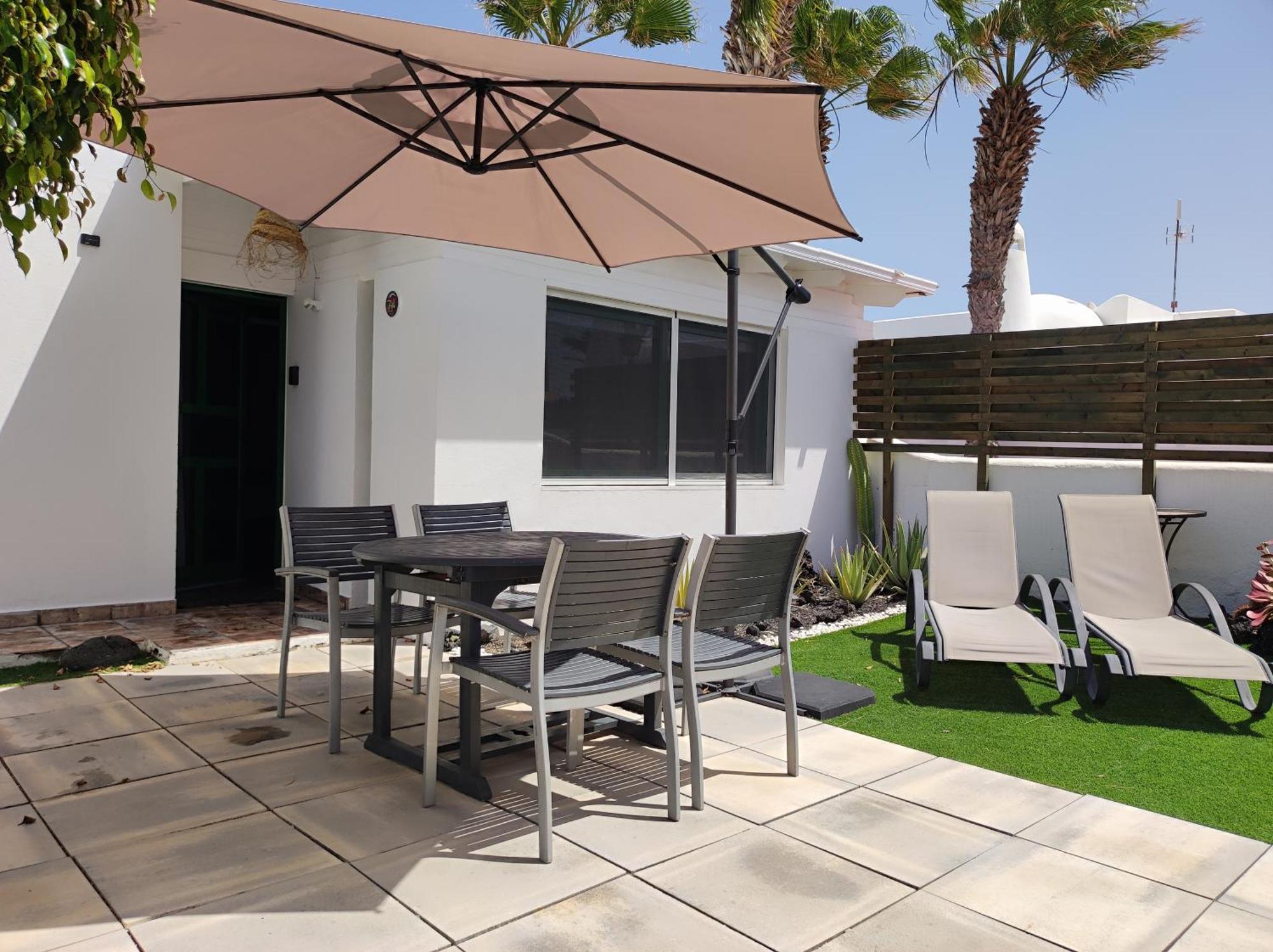 Apartamento The White House With Pool - Playa Blanca Exterior foto